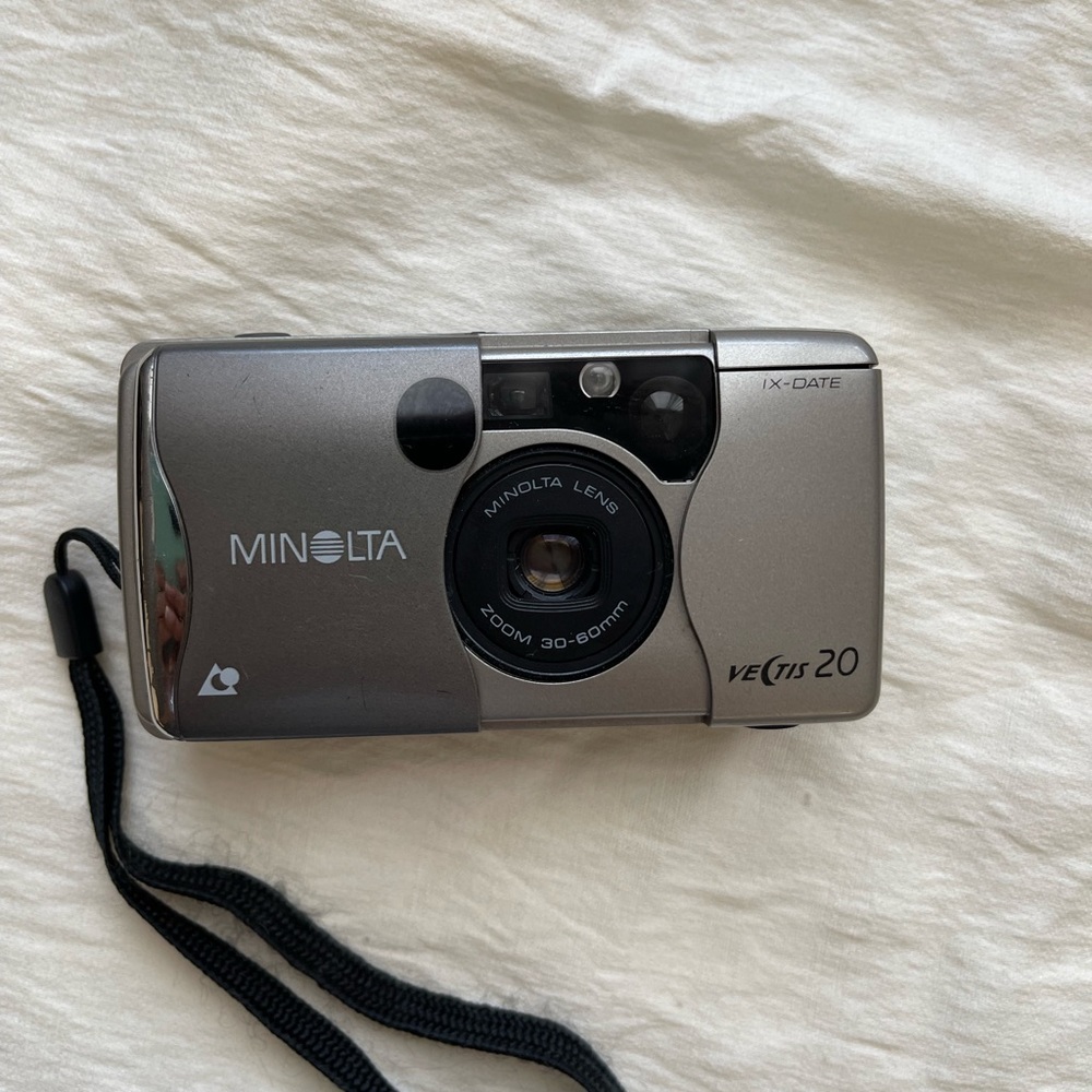 Minolta Vectis film camera